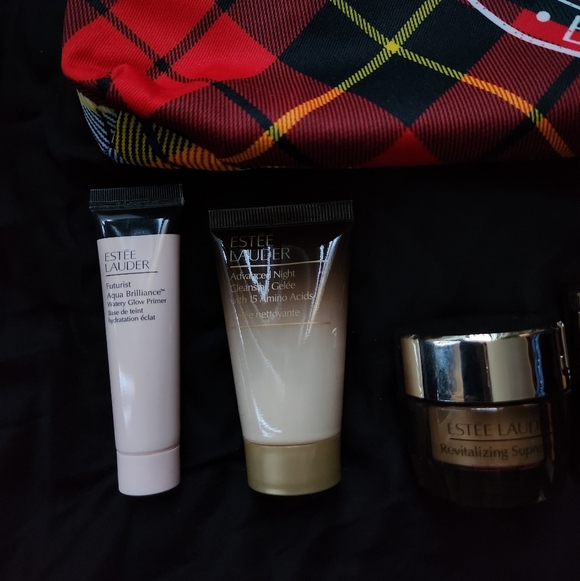 Estee Lauder Plaid Cosmetic Bag with Skincare Set - Picture 6 of 11